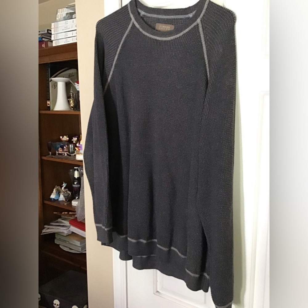 NWOT GH BASS 100% Charcoal Color Sweater in Size XL